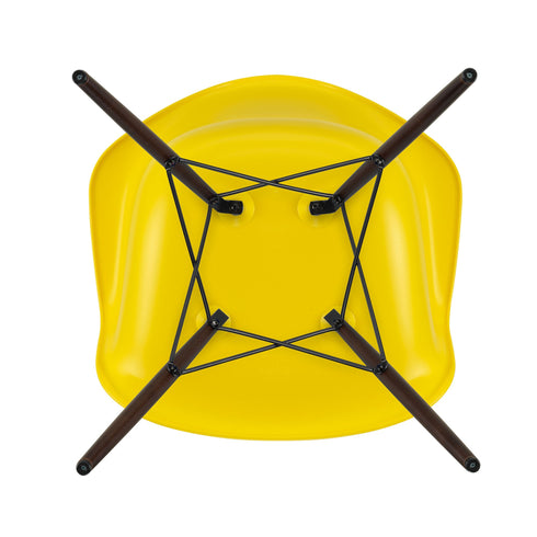 Cadeira de Braços em Plástico Eames DAW / Base Ácer Escuro